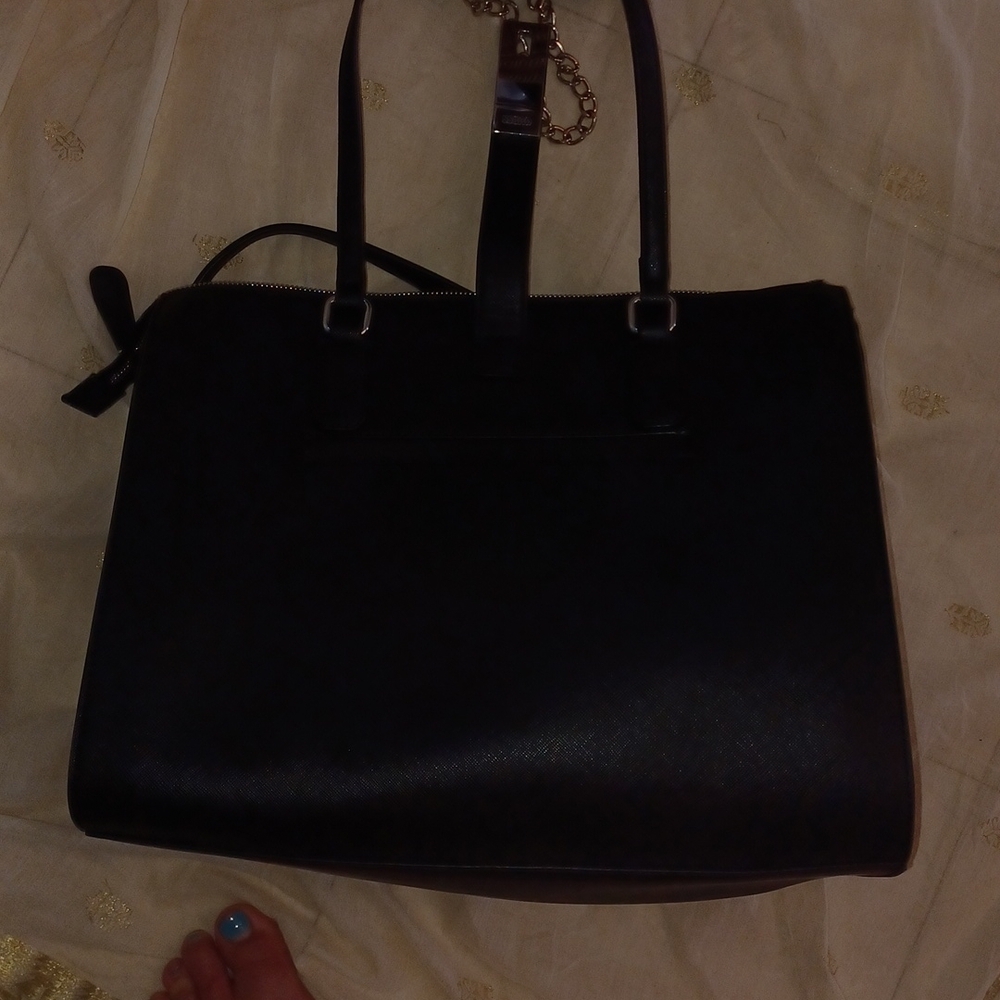Guess the Safia faux leather satchel purse large - Picture 4 of 4